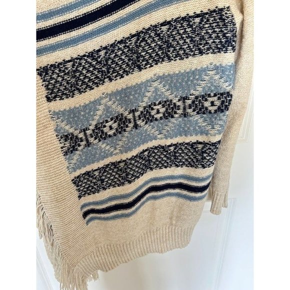 St John’s Cardigan - Picture 8 of 9